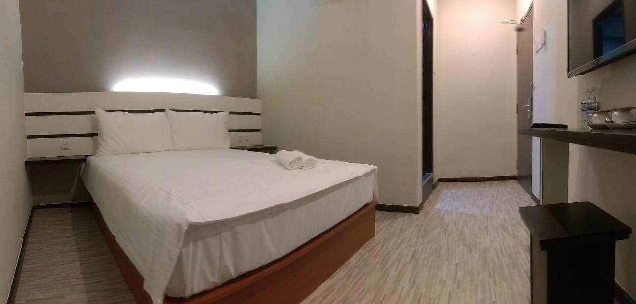 Grand Kapar Hotel Kuala Selangor Exterior foto